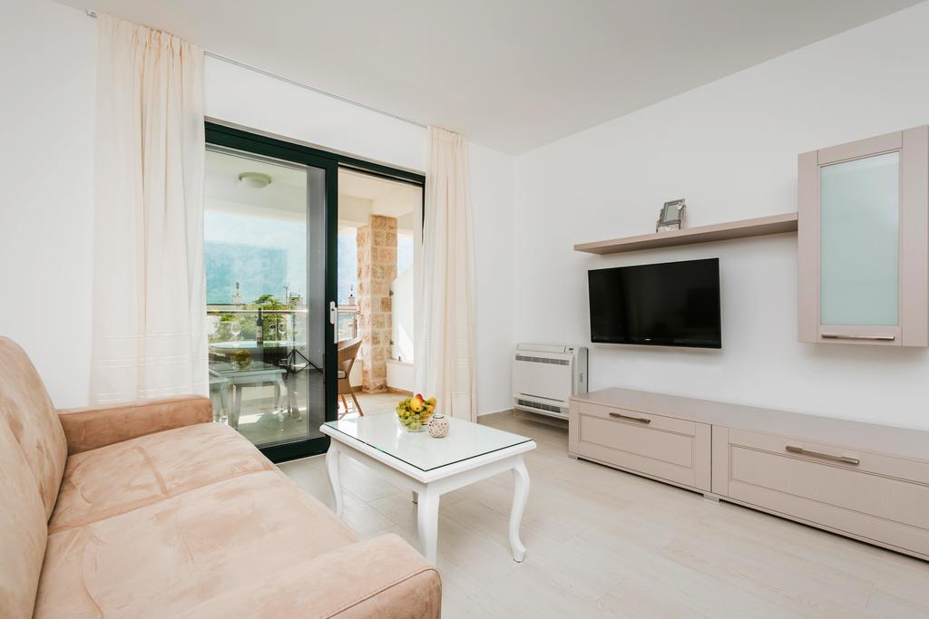 Apartments Los Olivos Kotor Eksteriør billede